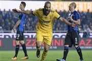 Куп на Италија: Игуаин погоди, неверојатниот Џиџи ја зачува победата